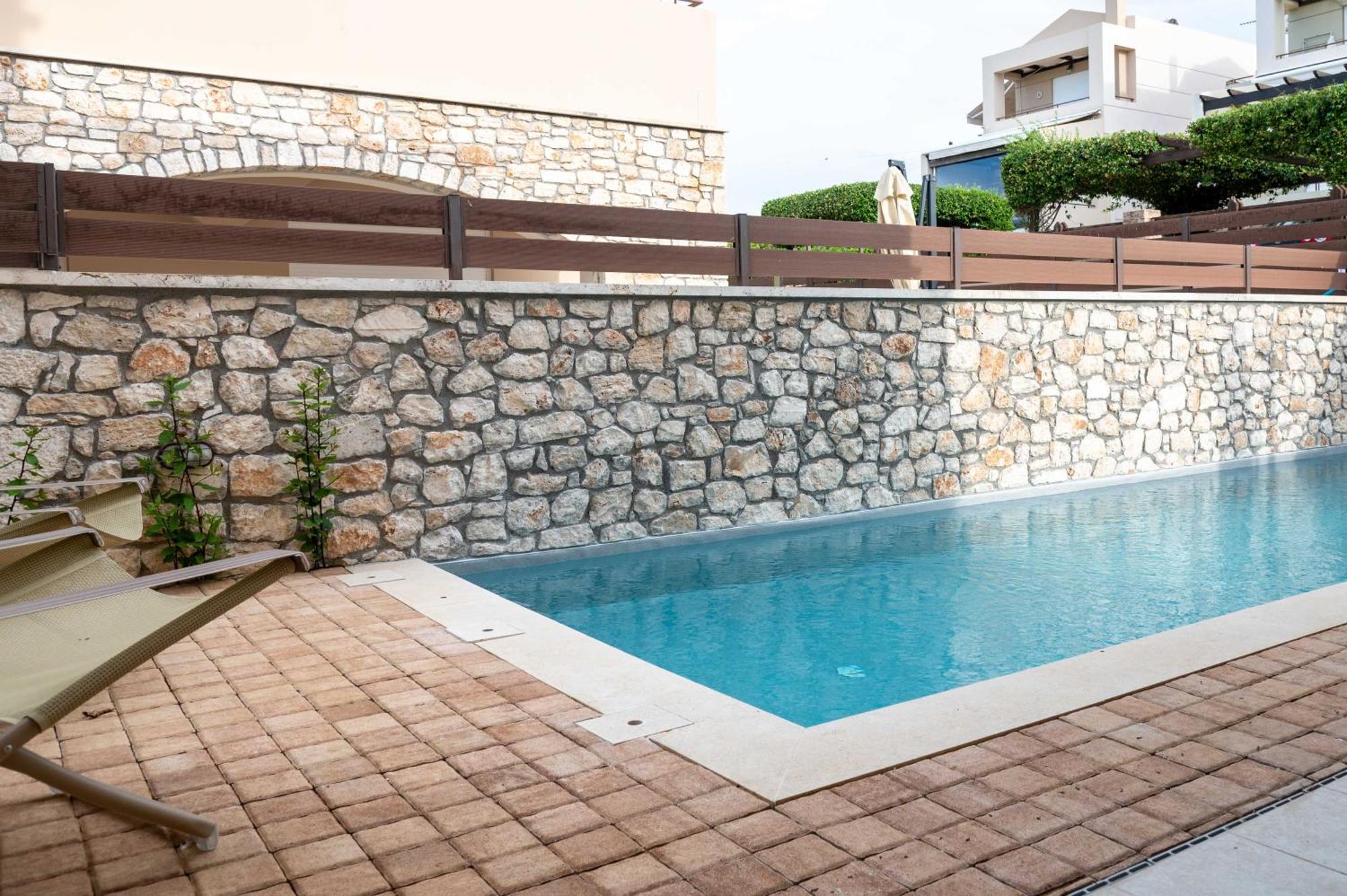 Lydia'S Inn 1 With Private Pool Melission Luaran gambar